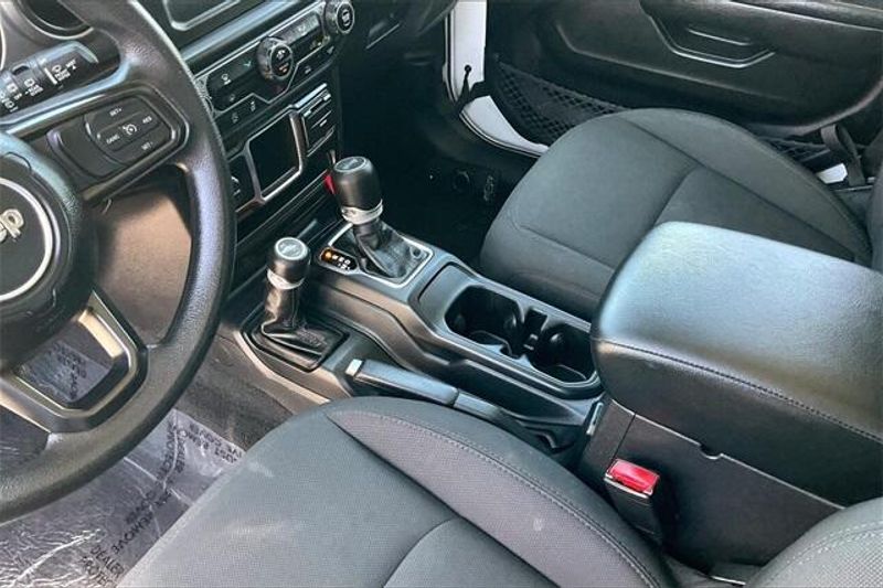 2023 Jeep Wrangler WillysImage 17