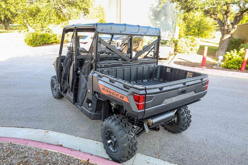 NEW 2026 POLARIS RANGER CREW 1000 PREMIUM Image 3