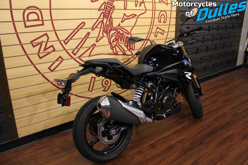 New 2025 BMW G 310 R Image 8