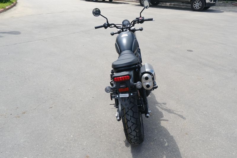 2025 Honda CL500A MATTE BLACK METALLIC Image 4