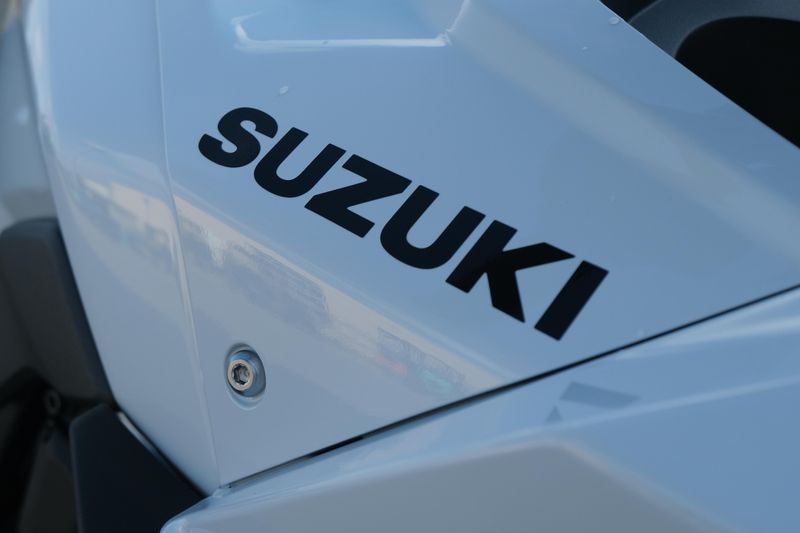 NEW 2026 SUZUKI GSX8R Image 20