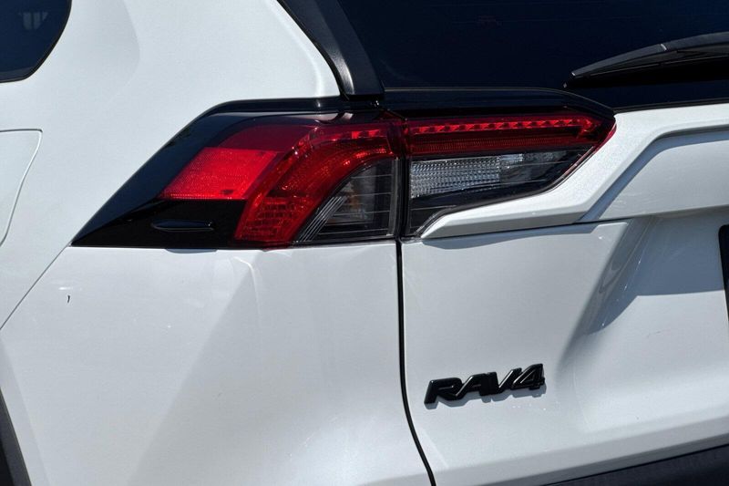Used 2023 Toyota RAV4 XLE PremiumImage 33