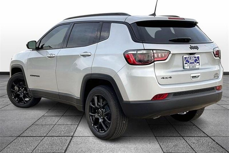 2025 Jeep Compass Latitude 4x4Image 3