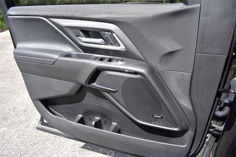 2024 Chevrolet Silverado EV RSTImage 35
