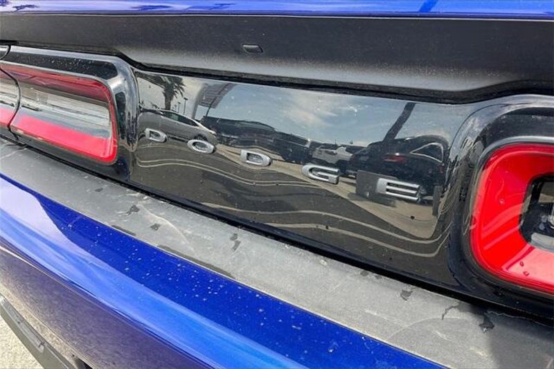 2022 Dodge Challenger SXTImage 31