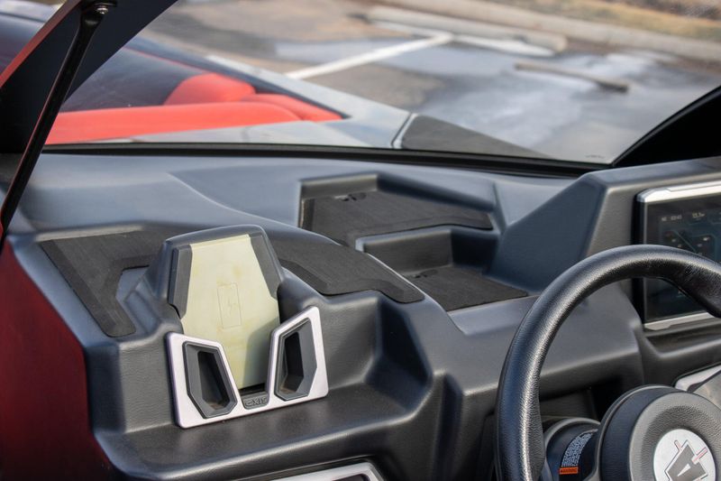 2023 AXIS A24Image 22