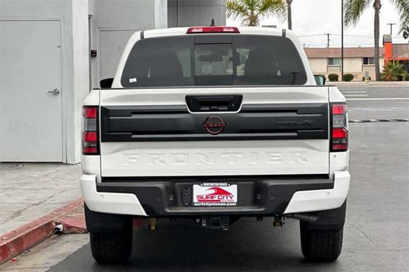 New 2025 Nissan Frontier PRO-4XImage 4