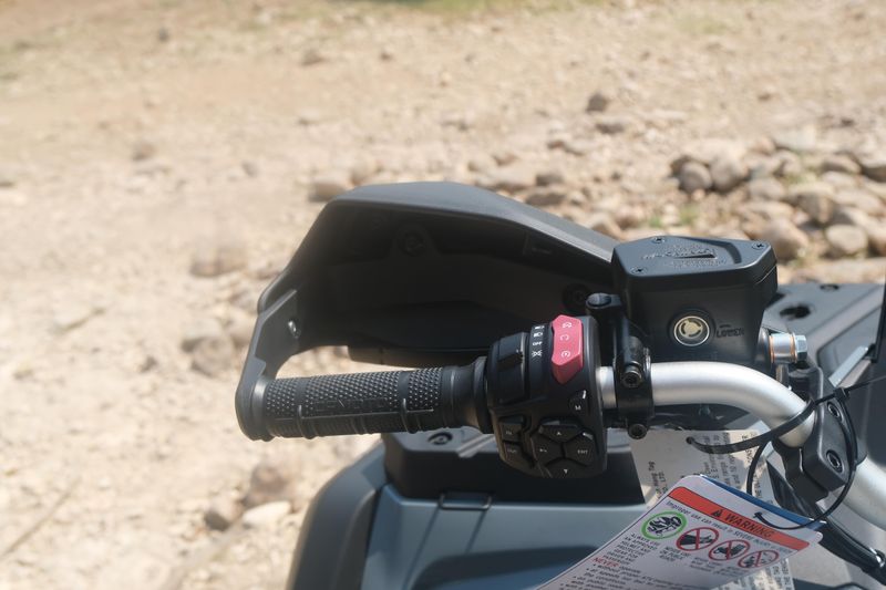 2025 CFMOTO CFORCE 1000 TOURING TUNDRA GREY Image 14