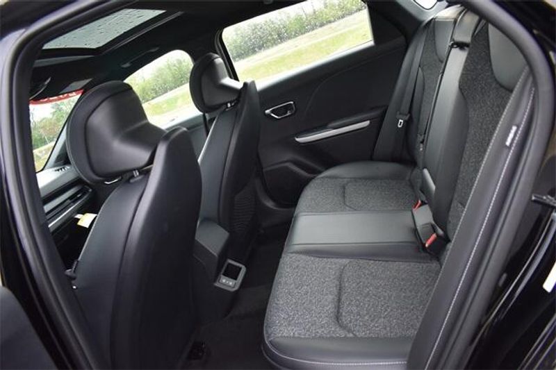 2025 Kia K4 GT-LineImage 17