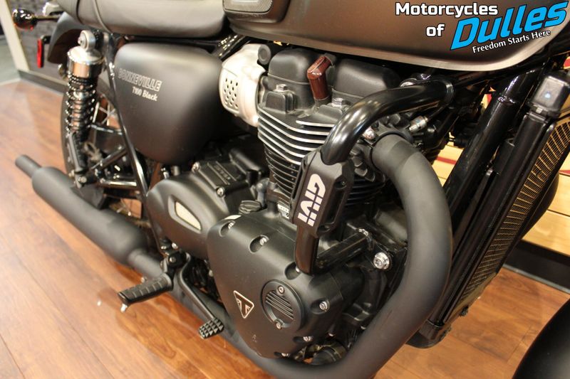 2020 Triumph T100 Image 11