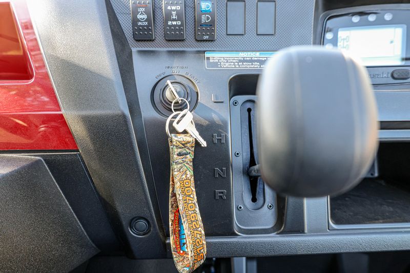 NEW 2026 KAWASAKI MULE PROFXT 820 EPS Image 5