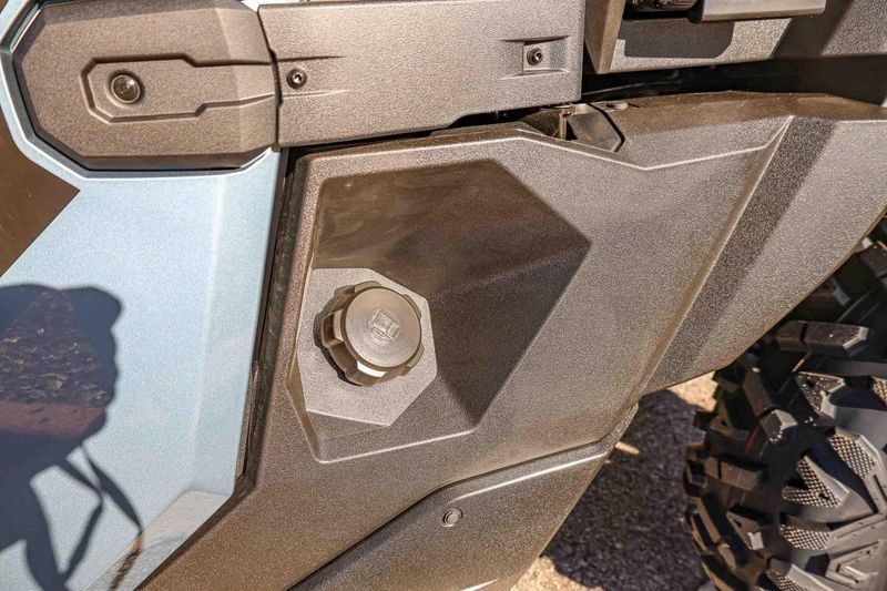 NEW 2025 KAWASAKI RIDGE XR CREW LIMITED Image 14