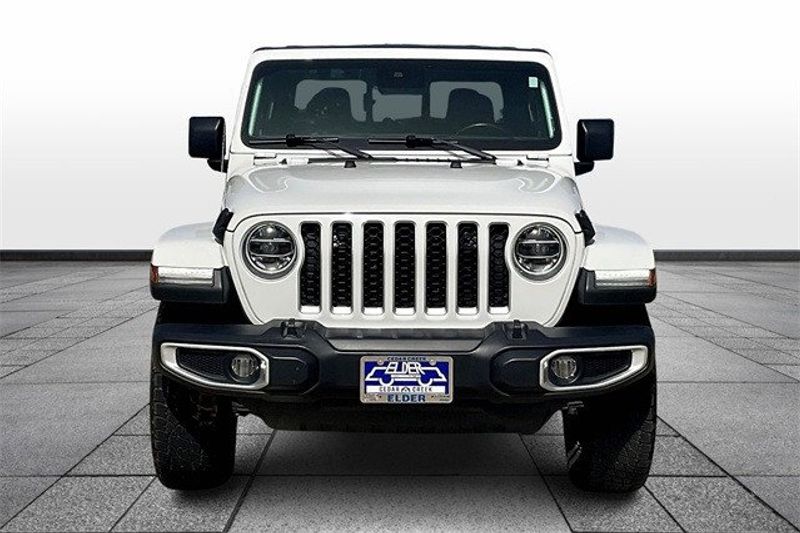 2020 Jeep Gladiator OverlandImage 3