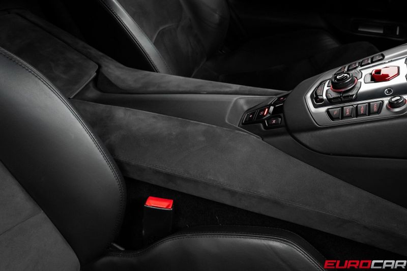 2015 Lamborghini Aventador *FRONT AXLE LIFT * IMMACULATE CONDITION*Image 32