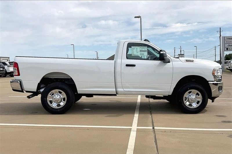 2024 RAM 2500 Tradesman Regular Cab 4x4 8