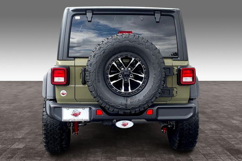 2025 Jeep Wrangler Unlimited Willys photo 4