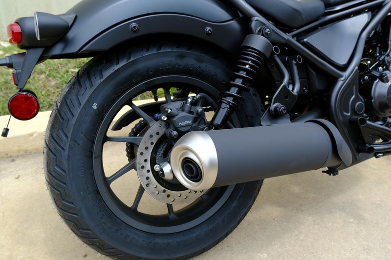 2025 Honda REBEL 300 MATTE BLACK METALLIC Image 26