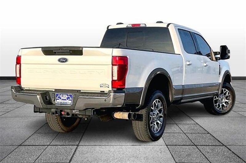 2022 Ford F-250 LariatImage 13