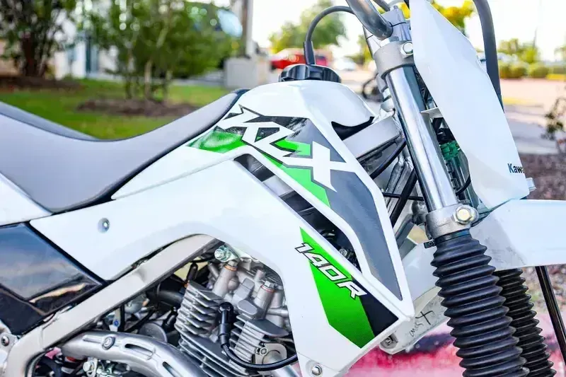 NEW 2026 KAWASAKI KLX 140R Image 7