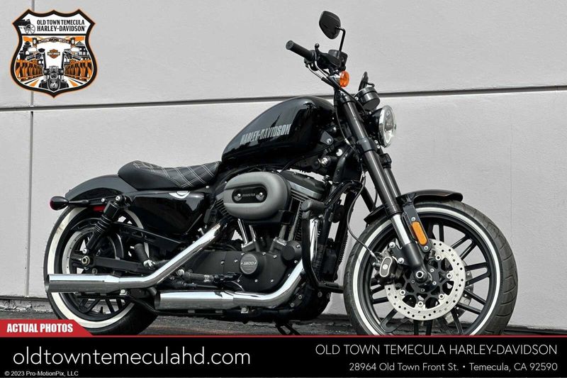 2017 Harley-Davidson Sportster in a BLACK W/PINSTRIPE exterior color. BMW Motorcycles of Temecula – Southern California (951) 506-6903 bmwmotorcyclesoftemecula.com 