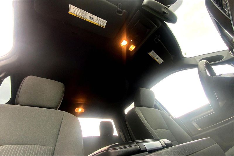 2021 Ram 1500 Classic Warlock photo 22