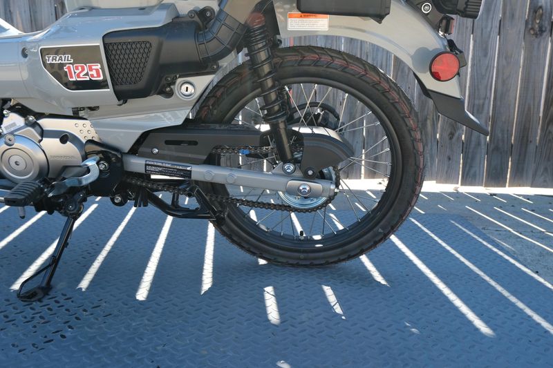 NEW 2025 HONDA TRAIL 125 Image 14