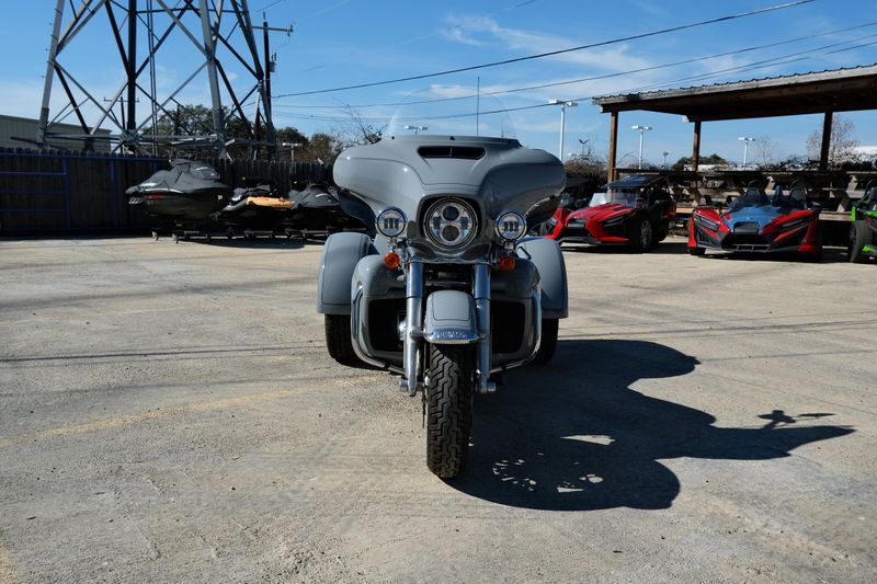 USED 2024 HARLEY TRIKE TRI GLIDE ULTRA Image 8