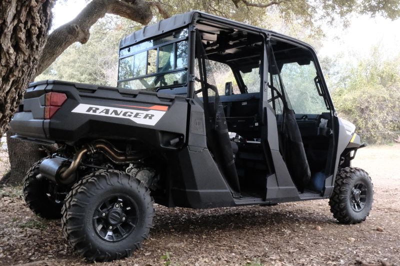 2025 Polaris RANGER CREW 1000 PREMIUM WHITE LIGHTNINGImage 3