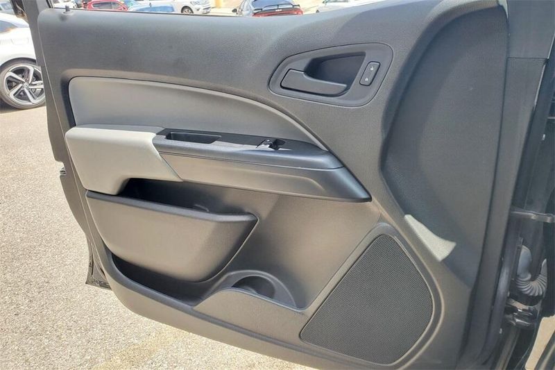 2021 Gmc Canyon Elevation Standard photo 18