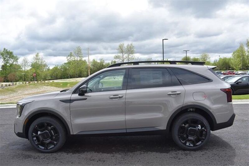 2025 Kia Sorento X-Line EXImage 6