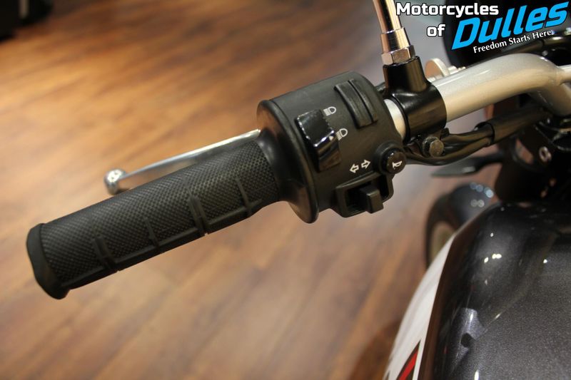 Used 2017 Yamaha SCR 950 Image 9