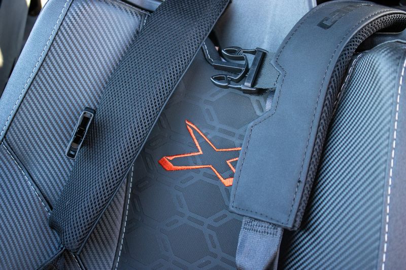 NEW 2026 CAN-AM MAVERICK R MAX X WITH SMARTSHOX 999T DCT Image 28