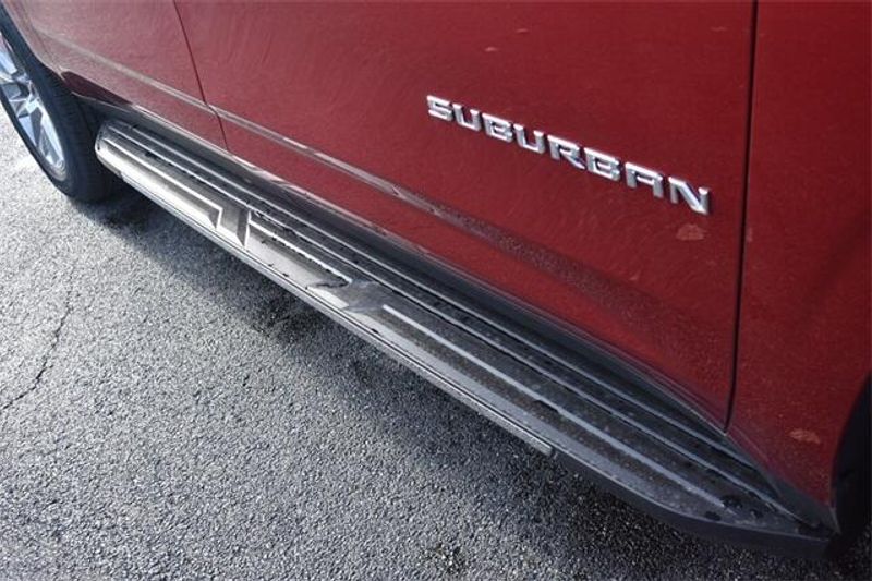 New 2026 Chevrolet Suburban PremierImage 12