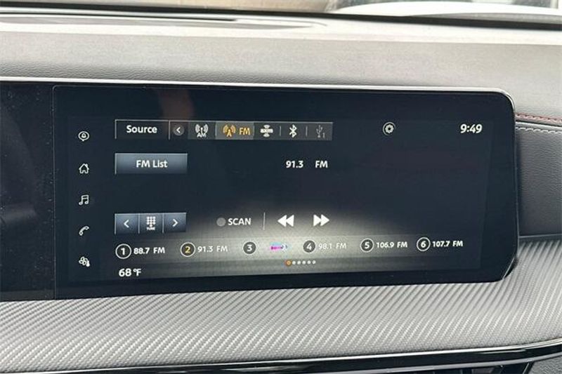 New 2025 Nissan Kicks SRImage 15