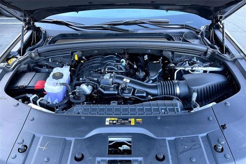 New 2025 Jeep Grand Cherokee Limited 4x4Image 9