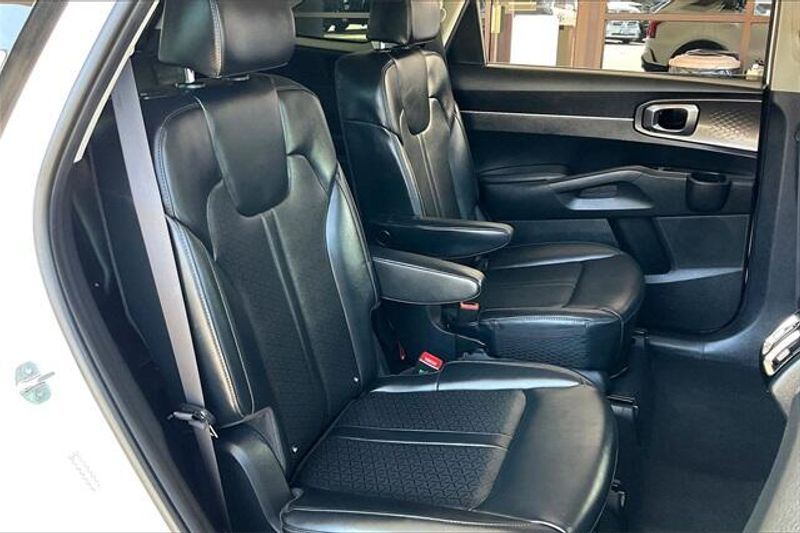 2024 Kia Sorento Hybrid EXImage 26