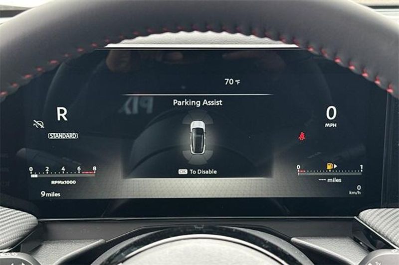 New 2025 Nissan Kicks SRImage 21