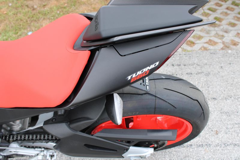2021 Aprilia Tuono 660 