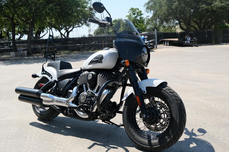 USED 2024 INDIAN MOTORCYCLE CHIEF BOBBER Image 1