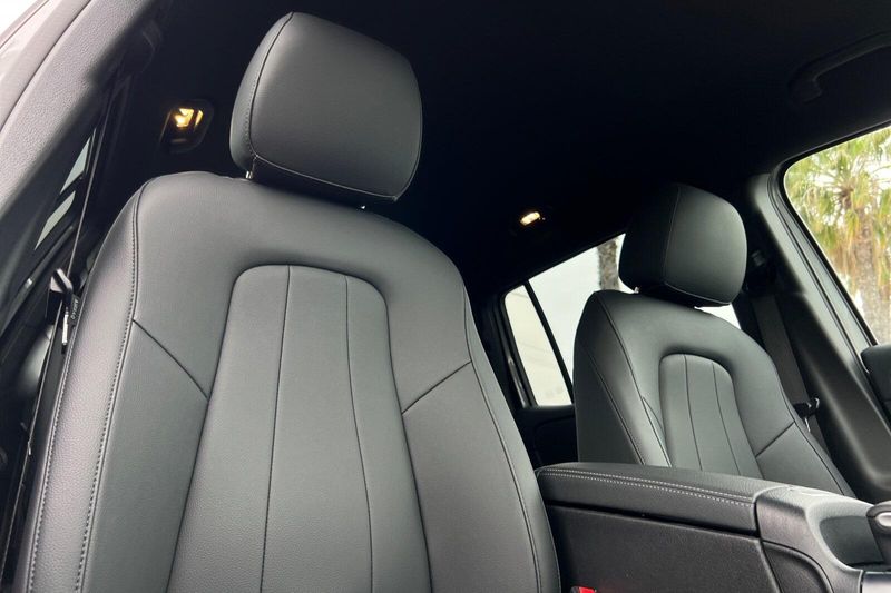 2023 Mercedes-Benz EQB 300Image 19