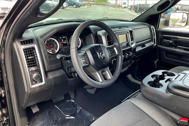 2021 RAM 1500 Classic WarlockImage 14