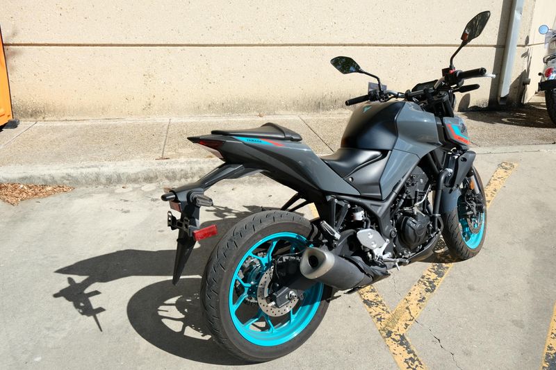 USED 2022 YAMAHA MT03 Image 3