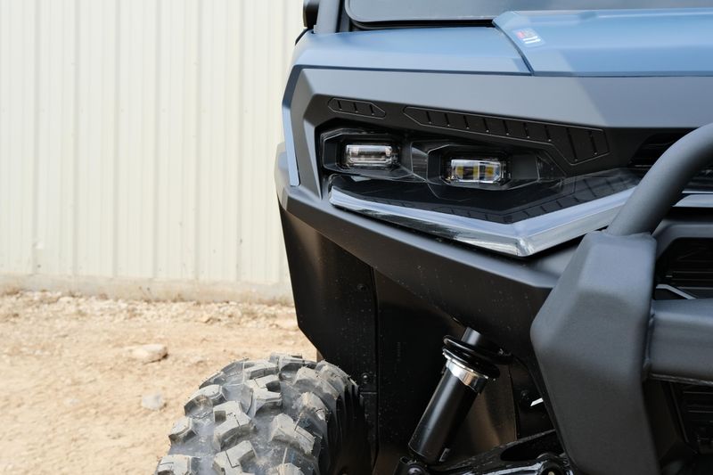 NEW 2026 CAN-AM DEFENDER MAX XT CAB HD11 WITH 1025 INCH TOUCHSCREEN Image 10