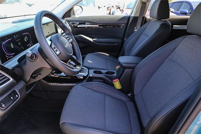 New 2025 Kia Seltos SImage 10