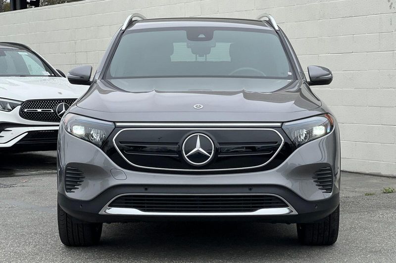2023 Mercedes-Benz EQB 300Image 9