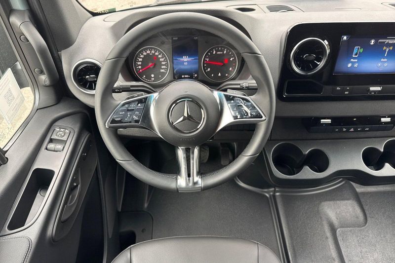 New 2026 Mercedes-Benz Sprinter 2500 Image 10