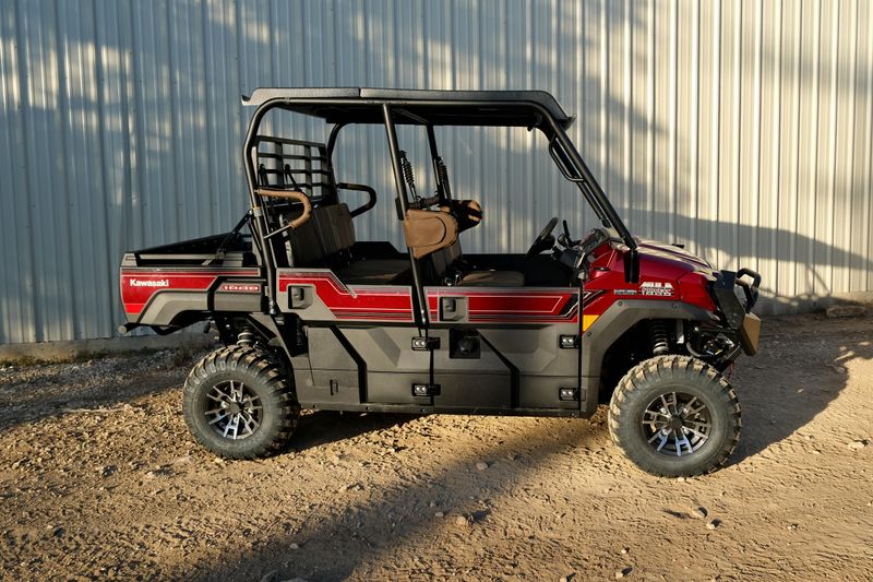 NEW 2026 KAWASAKI MULE PRO-FXT 1000 LE PLATINUM RANCH EDITION Image 2