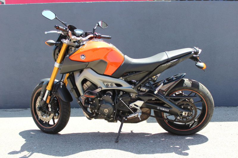 2014 Yamaha FZ 09 Image 3