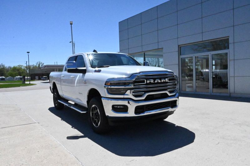 2025 RAM 2500 LaramieImage 2