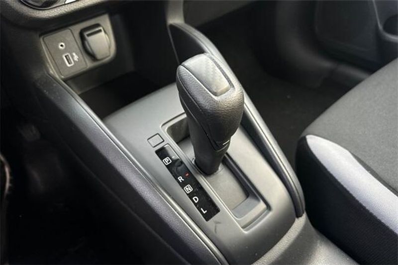 2025 Nissan Versa 1.6 SImage 17